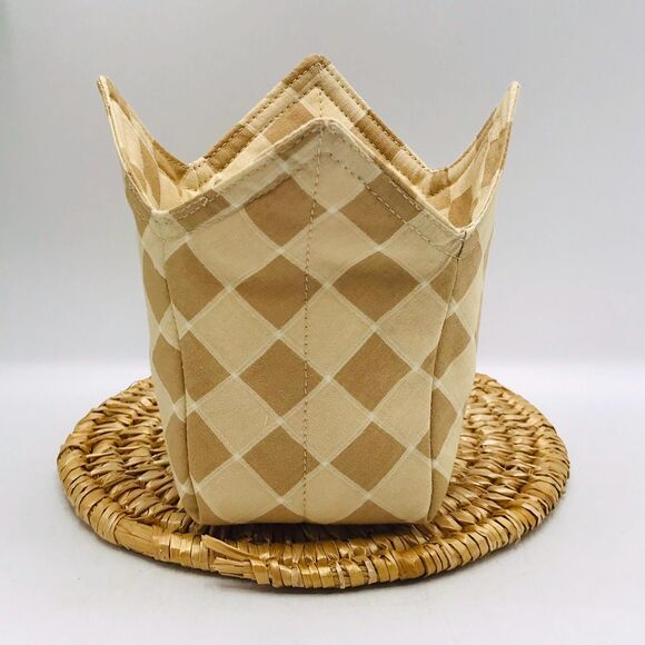 Neutral Checker Print Microwave Cozy: Reversible Cotton Pint Size Cozy - Picture 1 of 6